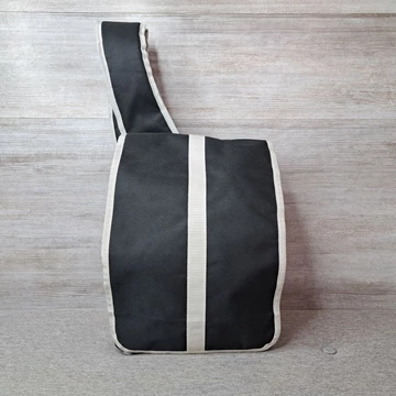 Poliver válltáska tépőzáras pánttal