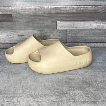 Hunter bézs papucs 36