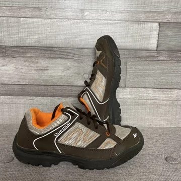 Quechua Essensole fűzős túracipő  34