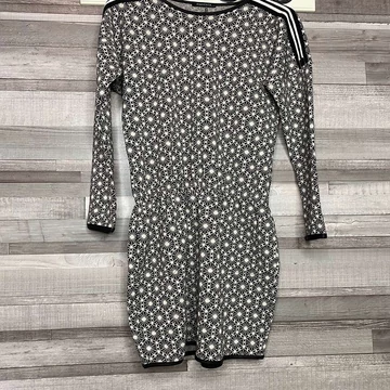 Magenta mintás miniruha S