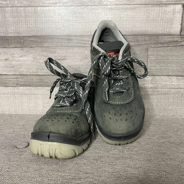 MTS munkavédelmi cipő 36