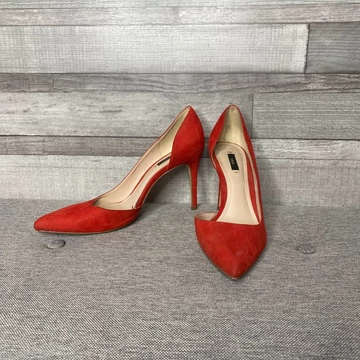 MNG piros magassarkú cipő 38