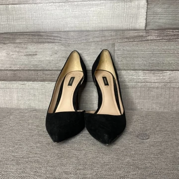 MNG fekete félig nyitott magassarkú cipő 38