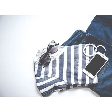 Felnőtt ruhacsomag különböző méretekben