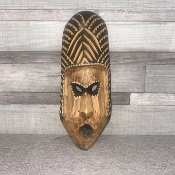 Afrikai faragott fa maszk falidísz
