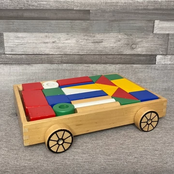 IKEA fa építőkockás autó