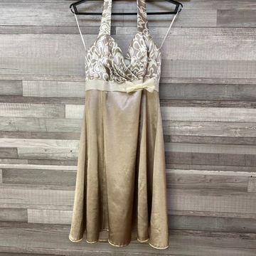 Masnis nyakbakötős alkalmiruha L