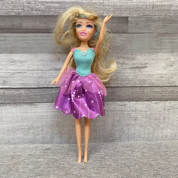 Tündér Barbie baba