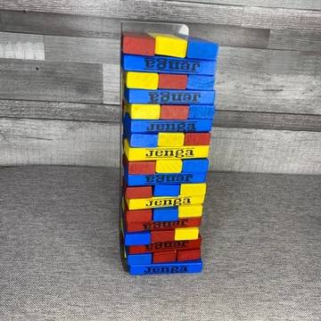 Hasbro fa színes jenga gyerekeknek