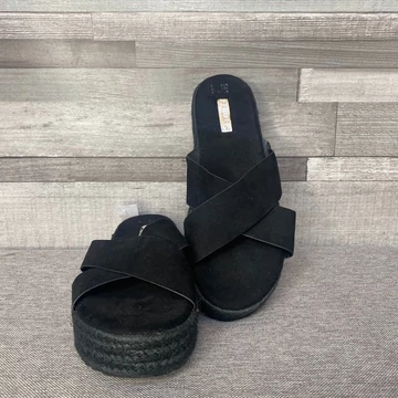 Primark fekete papucs 39