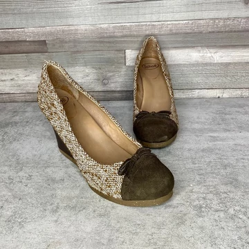 Scholl barna magastalpú cipő 42