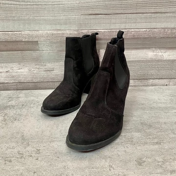 H&amp;M fekete magassarkú bokacsizma 39