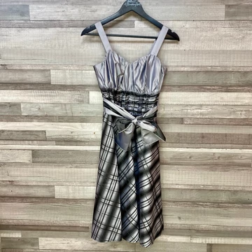 Szürke kockás alkalmi ruha 36