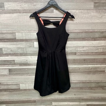 Charlotte Russe masnis fekete ruha M