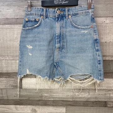 Zara szaggatott farmer mini szoknya XS