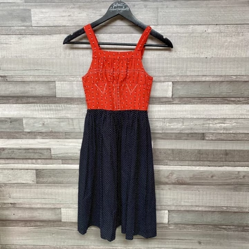 Lány Dirndl pamut népviselet 140