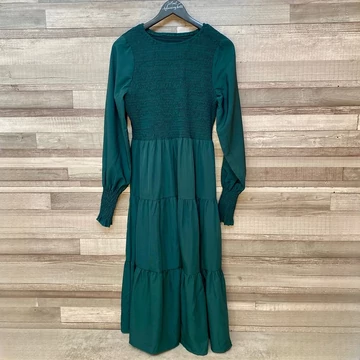 Zöld hosszú ujjú elegáns ruha M