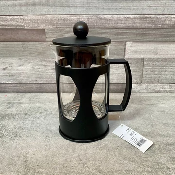 Üveg tea, kávéfőző