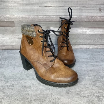 Rieker barna bélelt magassarkú bokacsizma 38 Rieker barna bélelt magassarkú bokacsizma 38