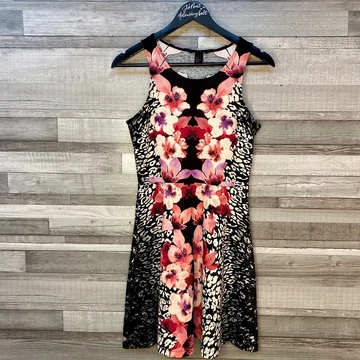 H&amp;amp;M fekete pink virágos ujjatlan ruha S