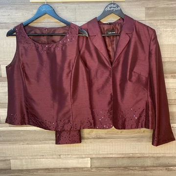 Nadia Nardi bordós-lila alkalmi felső szett 44-46