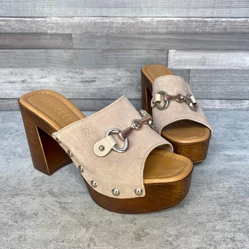 Fericelli Milano bőr magassarkú papucs 38 Fericelli Milano bőr magassarkú papucs 38