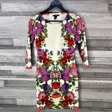 H&amp;amp;M virágos szép hátkivágású ruha S