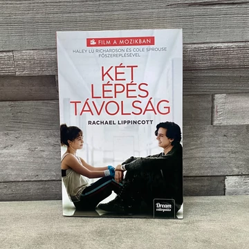 Rachael Lippincott: Két Lépés Távolság könyv