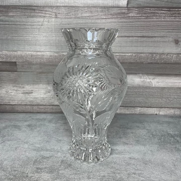 Kristály virágmintás váza Kristály virágmintás váza