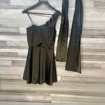 Fishbone fekete selymes alkalmi ruha S