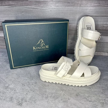 Kincsem magastalpú divatos papucs 38