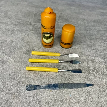 Retro bakelit tokos úti manikűr készlet Budapest