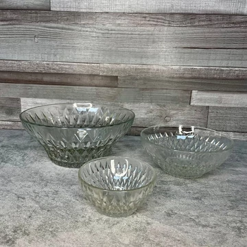 Több méretű kristály tál szett