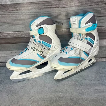 Decathlon Oxelo fehér-kék jégkorcsolya 36 Decathlon Oxelo fehér-kék jégkorcsolya 36