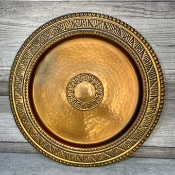 Réz dombornyomott mintás fali dísztányér