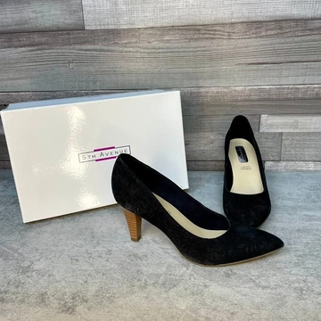 5TH Avenue fekete csipke hatású magassarkú cipő 38,5