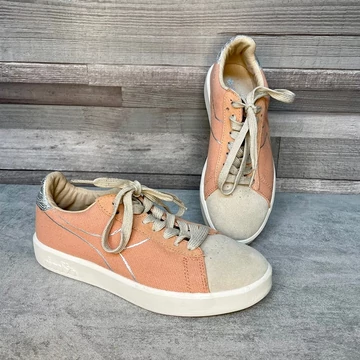 Diadora hússzínű, ezüst menő bőr cipő 38