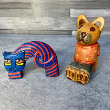 Kézműves macskás fa díszek