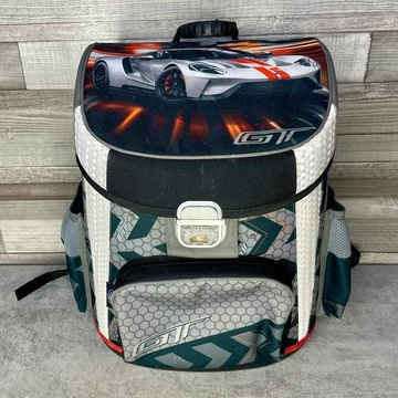 Ford GT iskolatáska