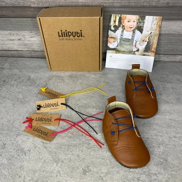 Liliputi Urban Boho barna puhatalpú cipő több színű cipőfűzővel M