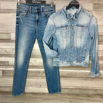 Zara szaggatott farmerdzseki, GAP koptatott farmernadrág szett XS