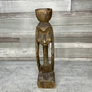 Afrikai fa faragott szobor