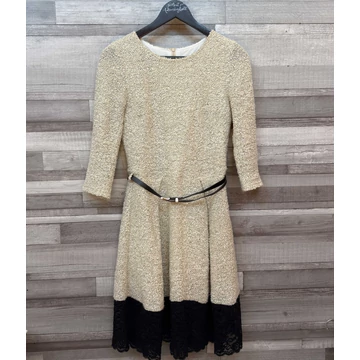 Balasevic világos bolyhos ruha csipkés aljjal 40