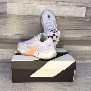 Jordan Luka 2 lila-rózsaszín sportcipő 35,5