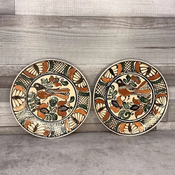 Korondi jellegű madaras-virágos fali kerámia dísztányér szett