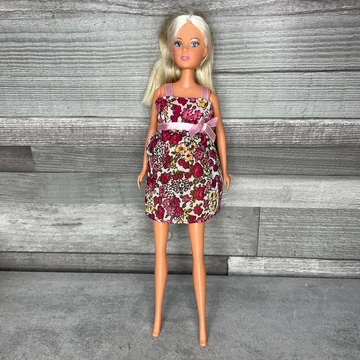 Simba Toys terhes Barbie játék