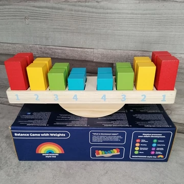 Playtive fejlesztő egyensúlyozó fa karos mérleg  