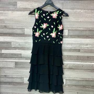 Orsay fekete virágmintás fodros elegáns ruha 36