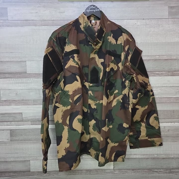 Katonai mintás kabát, 50