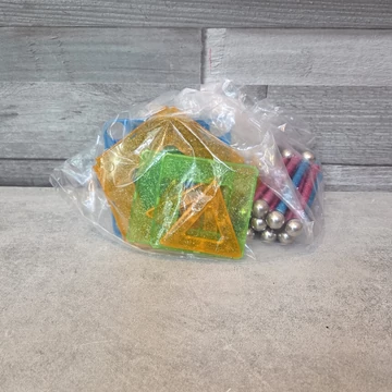 Geomag épitőjáték csillogós építőelemekkel